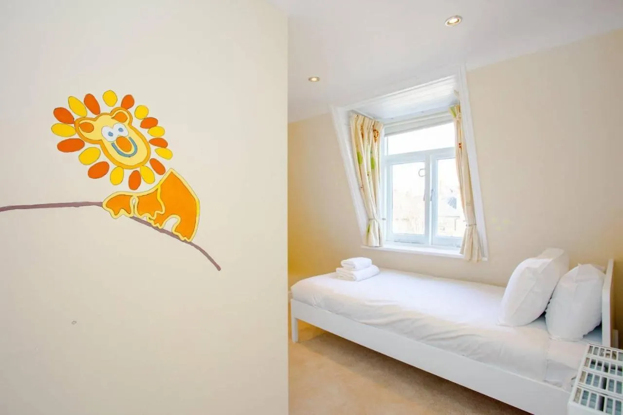 Apartment Large Luxury Townhouse In The Centre Of Greenwich